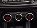 Daumennagel 20 - Alfa Romeo Giulietta Quadrifoglio Verde/XENON/PANO/235PS/1.HAND/