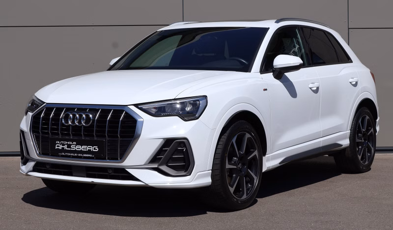 Audi Q3 35 TFSI S-LINE/S.OPTIK/ DIG.C/TEMPO./PANO/AHK/CAR-PLAY