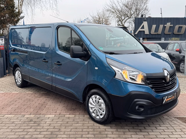 Renault Trafic - foto 1