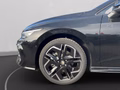 Daumennagel 10 - Volkswagen Golf R-Line 1,5 l Hybrid 125 kW (170 PS) 1-Gang-Automatik