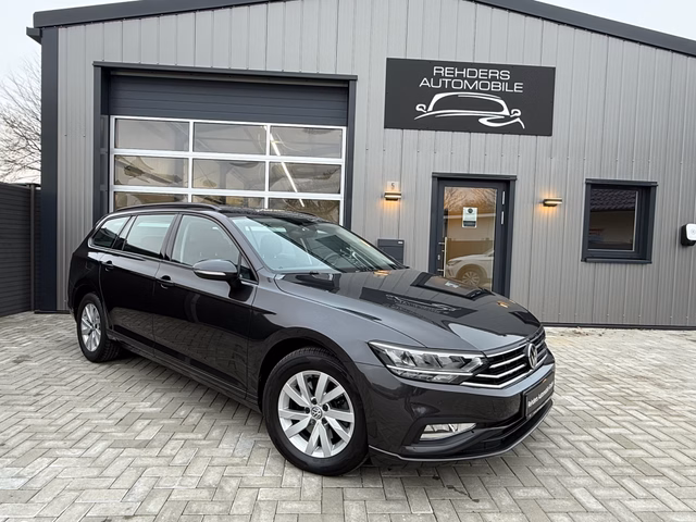 Volkswagen Passat Variant Basis LED AppleCar Navi SHZ ACC - foto 1