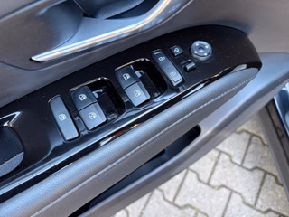 Hyundai TUCSON Navi SHZ Kamera PDC Apple CarPlay - bilder 16
