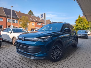 Volkswagen Tiguan 1.5 TSI GOAL PANO,AHK,NAV,360 KAM