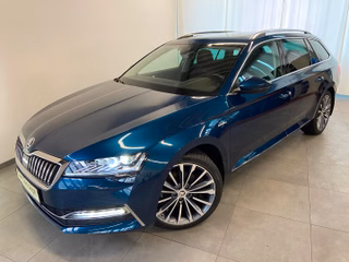 Skoda Superb Combi L&K 4x4 PANO AHK StHz