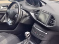 Daumennagel 5 - Peugeot 308 SW Allure TÜV 11/27 LED AHK Navi Klimaaut.