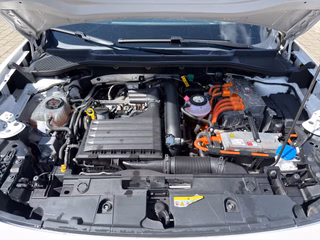 CUPRA Formentor 1.4 e-Hybrid DSG / AHK / NAVI / LED / SITZHEIZUNG - foto 11