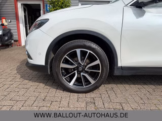 Nissan X-Trail Tekna*PANO*AHK*NAVI*XENON*KAMERA*EURO6* - bilder 15