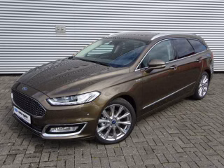 Ford Mondeo Vignale Turnier Bi-Turbo Autom. LED NAVI - foto 1