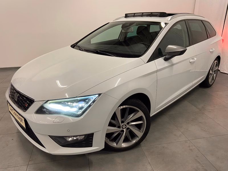 Seat Leon ST 2.0 TDI DSG FR PANO LEDER ACC DCC DAB SOUND