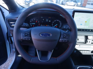 Ford Focus Turnier 1.0 EcoBoost Hybrid ST-Line LED - foto 7
