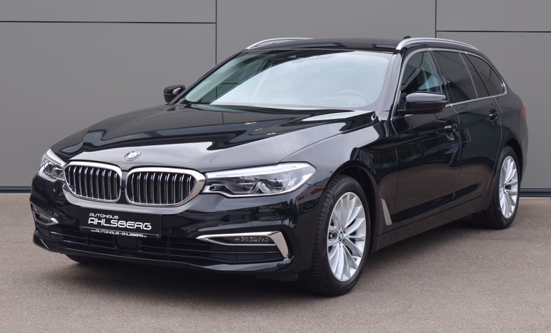 BMW 520 XD LUXURY LINE/ LIVE/HUD/MEMORY/PANO/LED/ACC/AHK