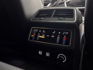 Audi RS 6 Avant 4.0 TFSI quattro PANO / B&O / 360° CAM / MATRIX - foto 33