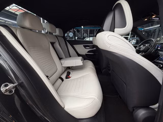 Mercedes-Benz C 300 d AMG-LINE/NIGHT PAKET/LED/SHZ/CARPLAY/PDC+KAM - foto 38