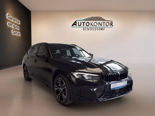 BMW 330 i xDrive M Sport Autom., LED ACC Navi Kamera - photo 2