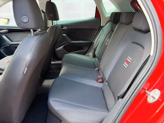 SEAT Ibiza FR FR Navi PDC SHZ ACC LED - foto 8