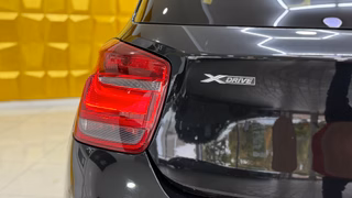 BMW M135 I XDRIVE NAVI PDC SERVICE FULL BMW - bilder 7