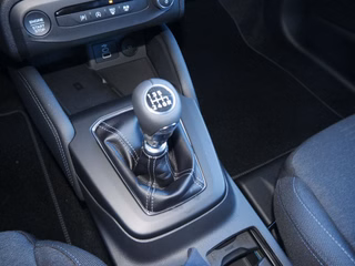 Ford Focus Turnier 1.0 EcoBoost Hybrid Active X AHK - foto 2
