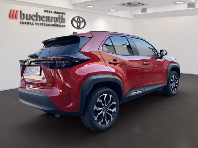 Toyota Yaris Cross Hybrid FWD Teamplayer +Safety- & Winter Paket - foto 5