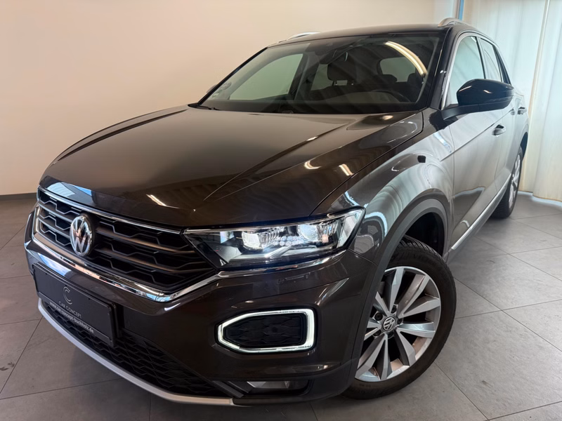 Volkswagen T-Roc Style 1.5 TSI DSG KAMERA NAVI LED ACC GJR