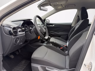Skoda Fabia 1.0 MPI Selection KLIMAAUTOMATIK / LED / SITZHEIZUNG - foto 4
