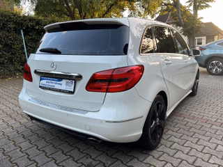 Mercedes-Benz B 180/Navi/ - foto 10