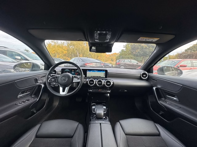Mercedes-Benz A 250 DCT Kamera*Tempo*Navi*Memory - foto 9