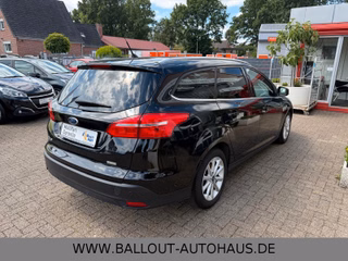Ford Focus Turnier Titanium*KLIMA*NAVI*TEMP*SYNC*SHZ* - photo 5