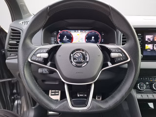 Skoda Karoq 1.5 TSI Sportline DSG / ACC / NAVI / KAMERA / SITZHEIZUNG - bilder 6