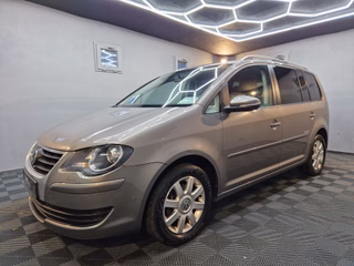 Volkswagen Touran Freestyle 7 SITZE|ALUS|TEMPOMAT|NAVI