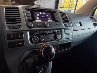 Volkswagen T5 Multivan 2.0 TDI BlueMotion/XENON/PDC/SHZ/TEMP/NAVI - foto 14