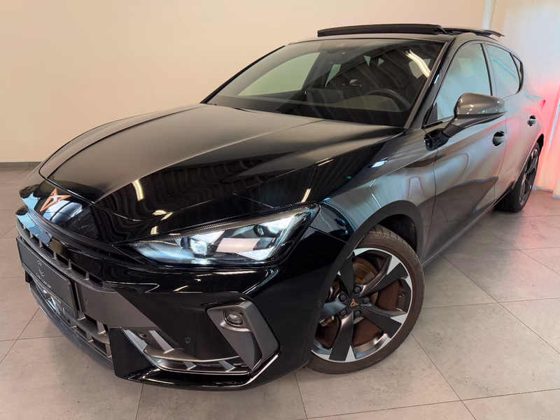 CUPRA Leon 1.5 eTSI DSG PANO EDGE DYNAMIC PERFORMANCE