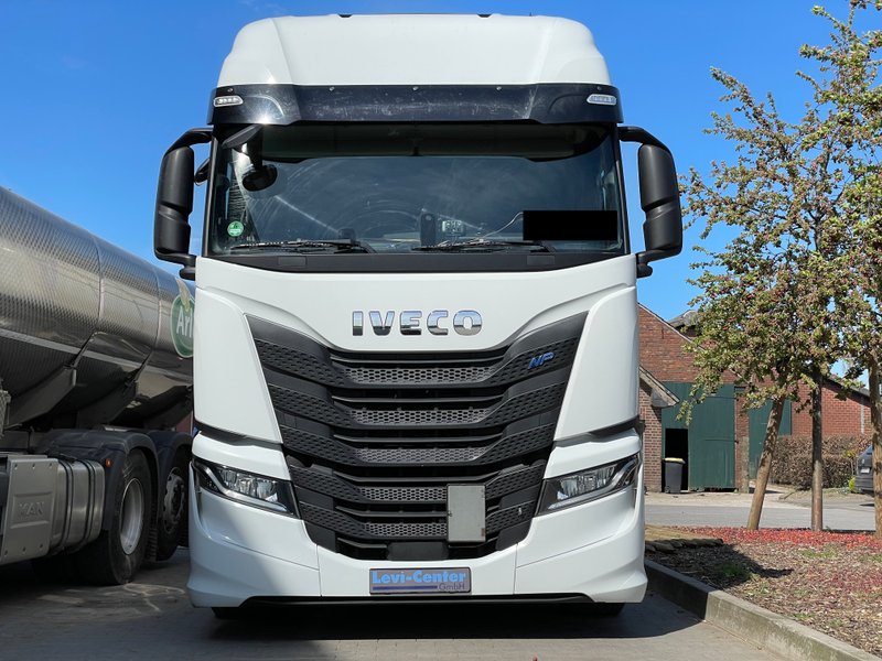 Iveco AS440S CNG LNG S-WAY Retarder 8Stück 8Pieces
