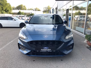 Ford Focus ST-Line - LED - HUD - Navi - PDC - Winter P. - Top