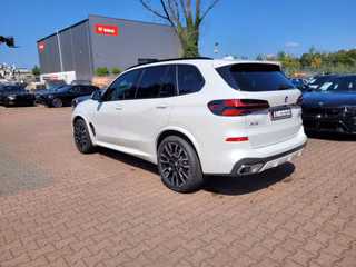2026 BMW X5 xDrive40i - photo 5