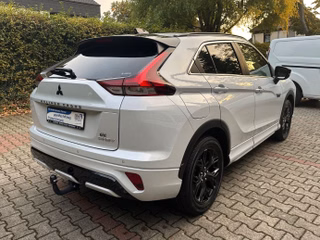 Mitsubishi Eclipse Cross/Plus Select Black Hybrid 4WD - foto 8