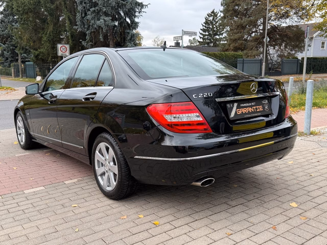 Mercedes-Benz C 220CDI Avantgarde*Aut.*Leder*Navi*Xenon* - foto 6