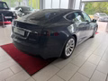 Daumennagel 7 - Tesla Model S Performance  BATTERIE NEU