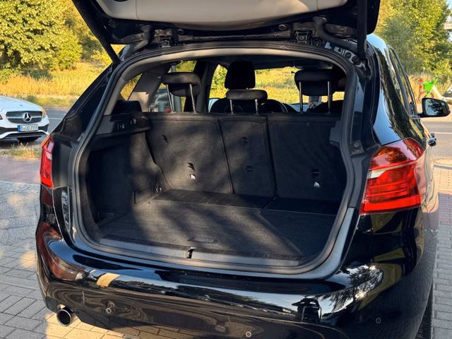 BMW 218i Tourer Active*Klimaautomatik*Pdc*Shzg*2.HD - foto 10