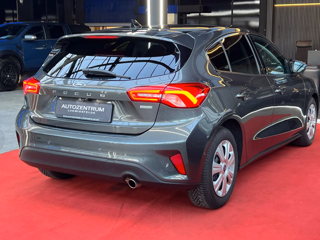 Ford Focus Titanium EcoBoost PANO / ACC / NAVI / B&O SOUND / BLIS / KAM / HUD / - foto 6