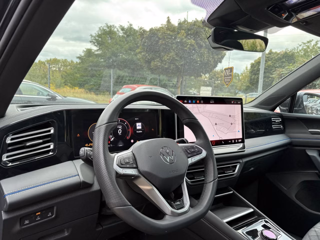 Volkswagen Tiguan R-Line Pano*ACC*360Kamera*HUP*AHK - foto 8