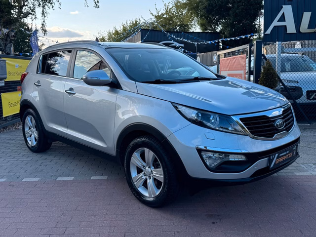 Kia Sportage 1.7CRDi Vision*Carplay*Shz*Xen*Pano*Kam - foto 1