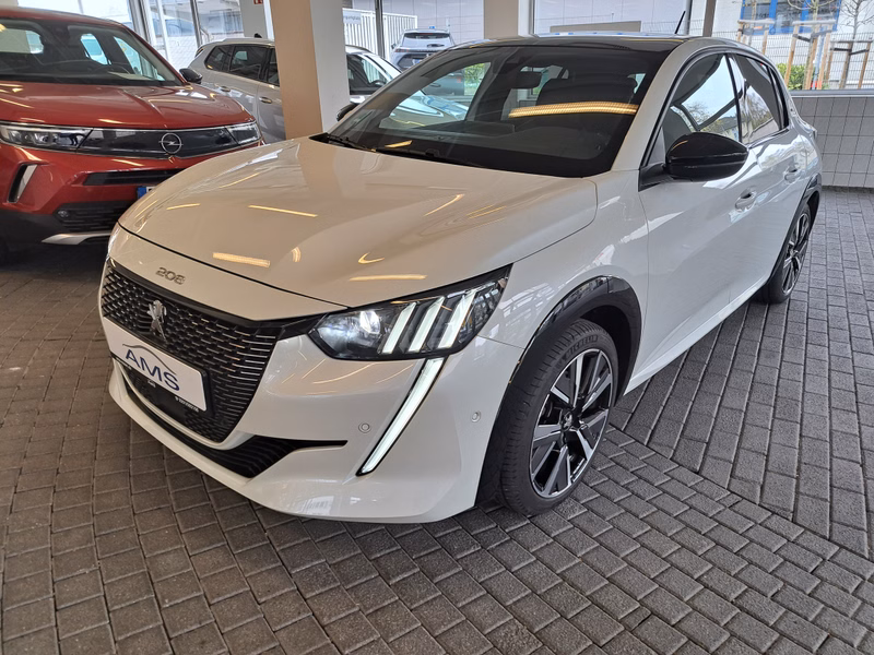 Peugeot 208 GT Panoramadach, Navi, Rückfahrkamera, 131PS