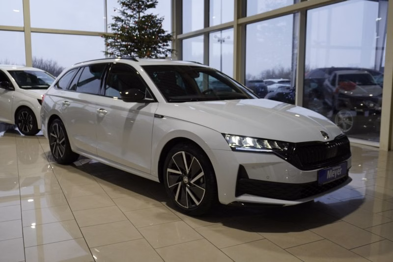 Skoda Octavia Combi Sportline Facelift 2,0TDI ACC/Navi/Kessy/el.Klappe  **