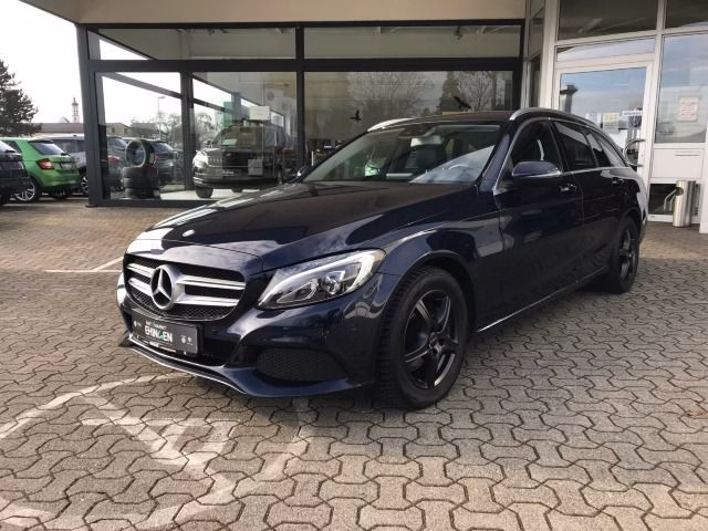 Mercedes-Benz C 200 d T Avantgarde, Alu, Navi, LED, Leder, AHK, ....