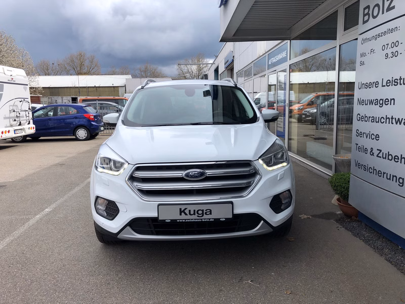 Ford Kuga Titanium-AHK-Navi-Kamera-Park Asist.- Elektr.Heckkl. - Winter P.- Top