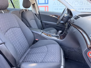 Mercedes-Benz E 220 CDI TÜV NEU/Automatik/Schiebedach/Klimaauto/ - foto 12