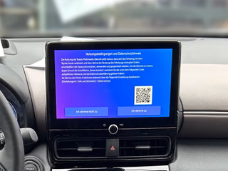 Toyota Yaris Cross + Advanced Technik- Safety Paket + JBL - bilder 19