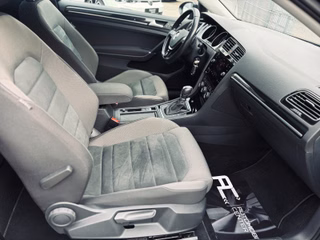 Volkswagen Golf VII Lim. Highline DSG+Pano+LED+ACC+StandHZG - foto 11