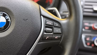 BMW M135 I XDRIVE NAVI PDC SERVICE FULL BMW - bilder 18