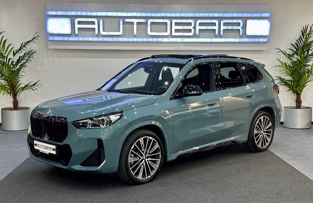 BMW X1 23 d xDrive M SPORT PREMIUM PANO H&K MASSAGE 20Z Gebrauchtwagen Kaufen | EZ 08/2024